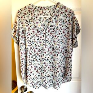 Maurice’s zipper front blouse